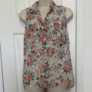 Floral Sleeveless Blouse